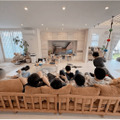 「今日も今日とてメンズ祭り」辻希美、子供たちで大賑わいな春休みの自宅SHOTを公開 画像