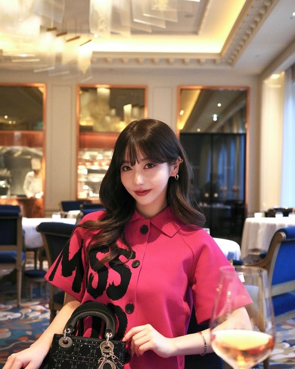 今 話題 の 人気 商品 人気YouTuber・Rちゃん、婚約者との破局を涙で報告「本心は 香水(女性用)