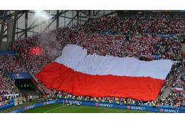 ポーランド、5月29日にサッカーリーグ再開へ 画像