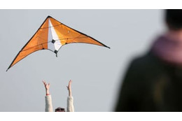 ブラジル21歳のFK名人、凧揚げ中に感電死 画像