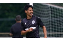 香川真司、PAOKで大はしゃぎ！ひとりでガッツポーズしまくる 画像