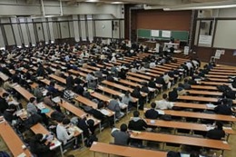 共通テスト流出、2人書類送検 画像
