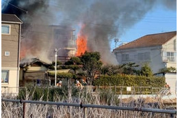 東京・練馬で住宅火災、2人死亡 画像