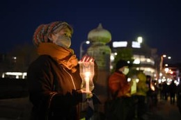 キャンドルの灯で平和訴え、京都 画像