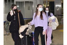 ウクライナの学生、福岡に到着 画像