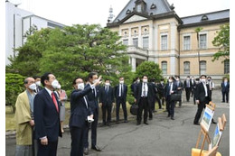 首相、一極集中是正をアピール 画像