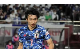 柴崎岳は「遠藤航+久保建英との3MF」をこう見た”なんとも言えない” 画像