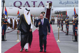 カタール首長がエジプト訪問 画像