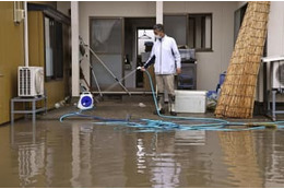 大雨被害、各地で復旧作業 画像