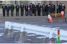 21県知事ら銃撃現場で追悼 画像