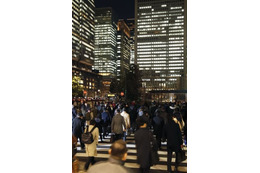 景気拡大の予想が急減、55％ 画像