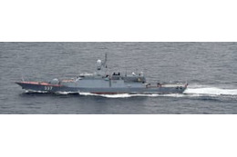 ロシア艦14隻、宗谷通過 画像