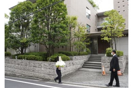安倍元首相の四十九日法要 画像