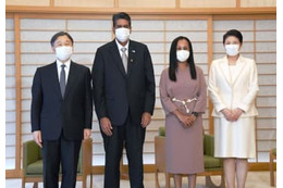 両陛下、パラオ大統領夫妻と会見 画像