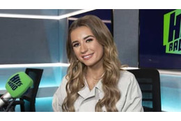 『FIFA23』に夢中すぎ！ウェストハムFWの“セクシー彼女”が愚痴る 画像