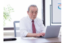 現在60歳。あと3年は、月収20万円ぐらいで会社員を続ける予定。将来もらえる老齢厚生年金は、いくら増えるの？ 画像