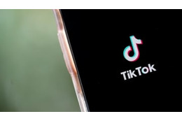 フォロワー170万人のTikToker、プロサッカーチームと3年契約 画像