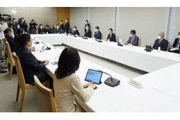 アナログ規制9千件見直し 画像