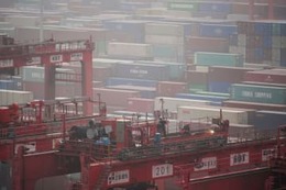 中国10月の輸出0.3％減 画像