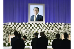 故領木新一郎氏しのぶ 画像
