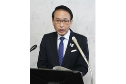 法相、過去の失言全て撤回 画像