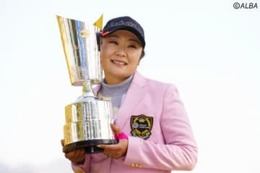 11年ぶりVの藤田さいきが36歳でトップ100入り！　畑岡奈紗は10位、渋野日向子は43位で米ツアーはシーズン終了【女子世界ランキング】 画像