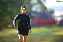 ＜速報＞渋野日向子は後半チャージ　3アンダー・暫定3位でホールアウト 画像