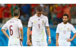 スペイン代表が「W杯で悪夢の5失点」。2014年のオランダ戦メンバー、覚えてる？ 画像