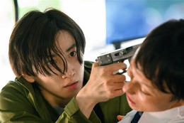 ＜ラストマン－全盲の捜査官－ 第8話＞皆実、心太朗とバディ解消“…バスジャック遭遇で撃たれる 画像