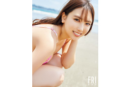 沢口愛華、美ボディに釘付け ベッドルームで見せるオトナの表情も 画像