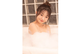 NGT48中井りか、バスルームでツヤ肌開放 卒業写真集収録カット公開＜好きでした＞ 画像