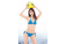 「ミスFLASH2023」“天然神対応グラドル”弓川いち華、美スタイル際立つ水着姿 画像