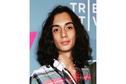 ロバート・デ・ニーロの孫、19歳の若さで死去 画像