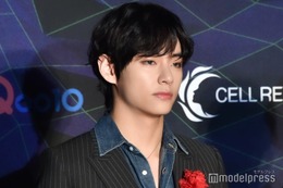 BTS・V、暴動続くパリから無事帰国 生配信で「戻ってきました」 画像