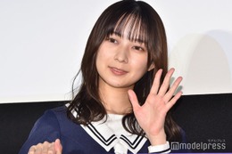 元乃木坂46鈴木絢音、ピンクヘアに大胆イメチェンでファン歓喜「新鮮で可愛すぎる」「似合ってる」 画像