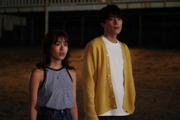 「真夏のシンデレラ」初回から異例のタイトル回収が話題「ロマンチック」「良い意味で裏切られた」 画像
