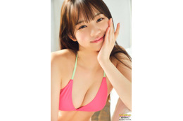 「ミスマガジン2022」藤本沙羅、ピンク水着で爽やかグラビア 画像