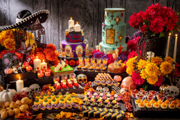 コンラッド東京でハロウィンスイーツビュッフェ、メキシカン＆色彩豊かなドクロのブラウニーやかぼちゃムース 画像