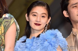 コムアイが第1子出産 子の父・太田光海氏が3ショットとともに報告 画像