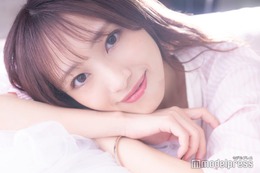 AKB48向井地美音、5年間グラビア封印・13キロ減量経て…初写真集をNGなしで挑めた理由「シーツ1枚」＜「胸騒ぎの正体」インタビュー＞ 画像