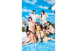 TikTokで話題・FRUITS ZIPPER“夏満喫グラビア”で素肌輝く 画像