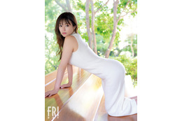 深田恭子、セクシーな胸元＆圧巻ボディライン披露「FRIDAY」表紙初登場 画像