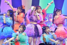 FRUITS ZIPPERの“妹分”CANDY TUNE、デビュー4ヶ月「TIF」初出場で実力発揮 “キュート”な魔法かける＜TIF2023＞ 画像