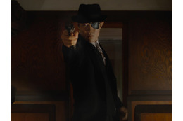 鈴木亮平、綾瀬はるか主演「リボルバー・リリー」に出演していた 画像