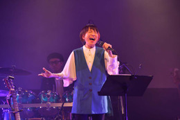 シンガーソングライター・神園さやか、涙でファンに感謝 20周年記念ワンマンライブに200人駆けつける 画像