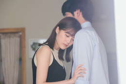 「こっち向いてよ向井くん」赤楚衛二＆生田絵梨花、2回の“ズルい”キス 10年前の真相にも驚きの声 画像
