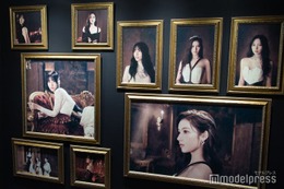 TWICE内ユニットMISAMO、貴重な未公開フォトも公開 “5日間限定”展示会開催 ＜MISAMO Gallery「Masterpiece」会場潜入レポート＞ 画像