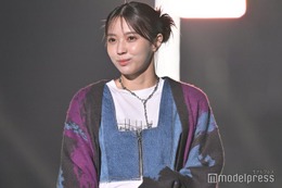 櫻坂46小林由依、個性的スタイリング光る さりげない“肌見せ”も＜TGC2023A／W＞ 画像