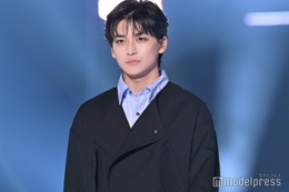 高橋文哉、SEXYな視線に会場釘付け 艶めくリップ姿＜TGC2023A／W＞ 画像