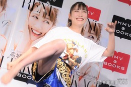 ももクロ高城れに、初写真集イベントでファンにタイキック メンバーに「ツッコまれました」＜9-Kaw-＞ 画像